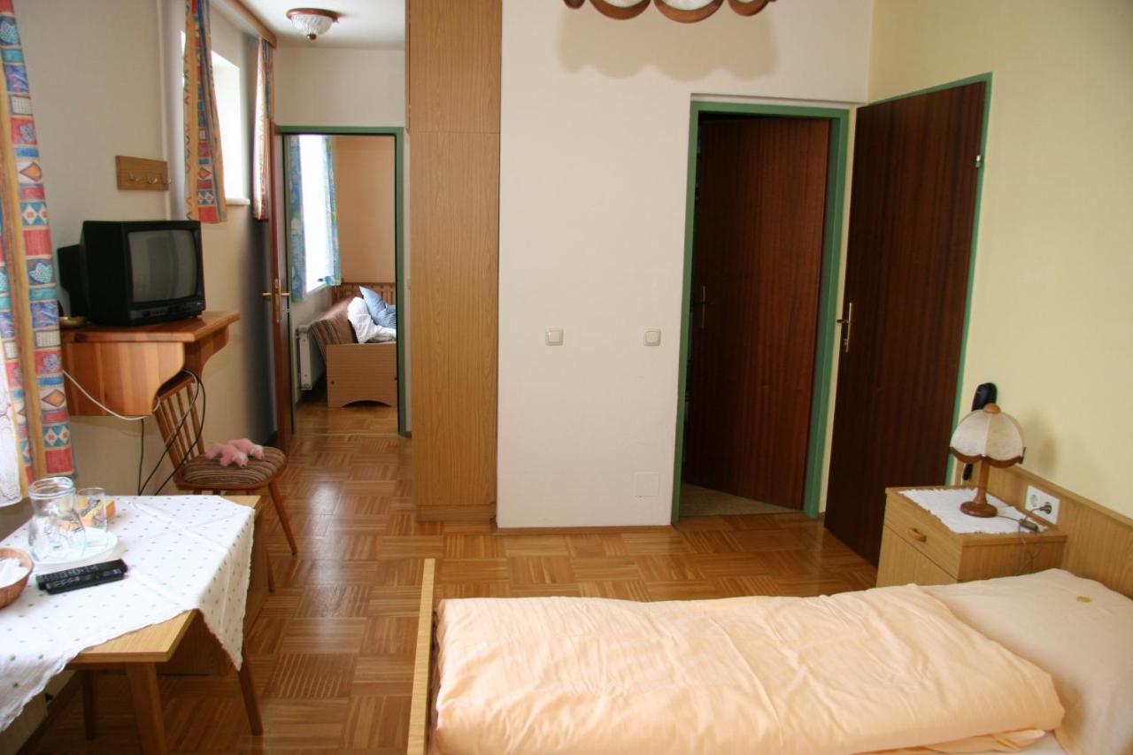 Schmautz Ferienwohnungen & Zimmer Miklauzhof Экстерьер фото