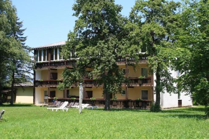 Schmautz Ferienwohnungen & Zimmer Miklauzhof Экстерьер фото